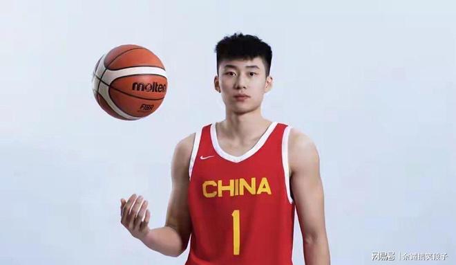 港超刚官宣大卫席尔瓦加盟，本人就否认，仅踢1场比赛，商业表演